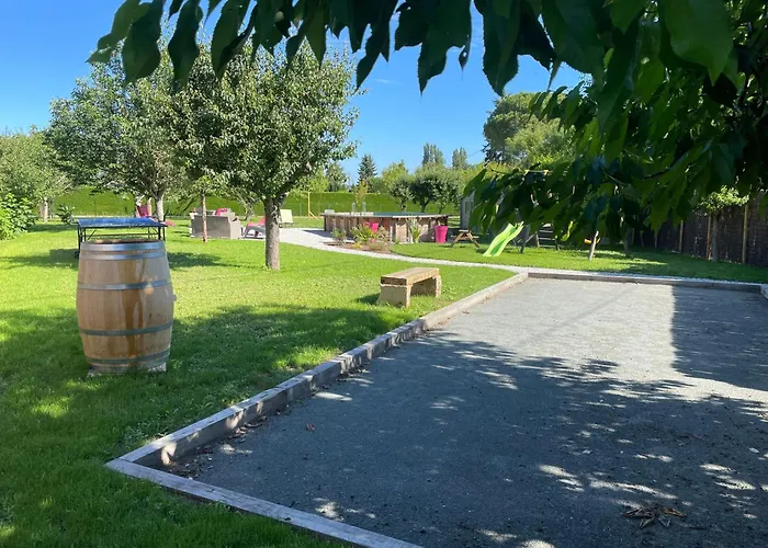 Les Régniers - 1 X4 à 6 Et 1 X8 - à Réserver Ensemble Ou Séparément * Eynesse